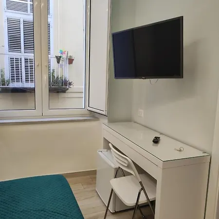 ゲストハウス Casa Giupa ナポリ